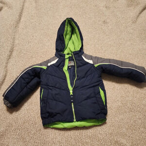 Baby size 12mos winter coat NWOT